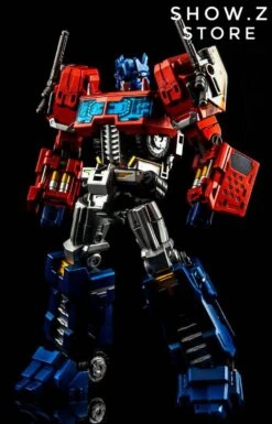 MakeToys MTCD-01P Striker Manus Optimus Prime Premium Edition -Action Figures Store 092e8dfa78