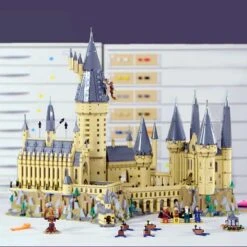 [No Box] Lepin 16060 Hogwarts Castle 71043 6742Pcs Harry Potter Series -Action Figures Store 23e5be7c0d