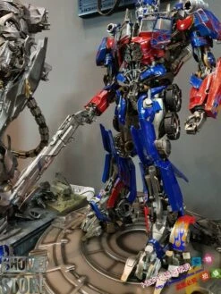 [Pre-Order] HEAT Studio Custom Made Transformers Dark Of The Moon Optimus Prime Statue -Action Figures Store 72896cc2a8