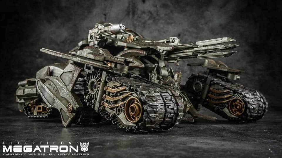 TF Dream Factory GOD-11S Megatron Battle Damaged Version 7 TF Dream Factory GOD-11S Megatron Battle Damaged Version - Image 5