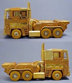 Takara MP10G MP-10G Masterpiece Optimus Prime Gold Lagoon Edition -Action Figures Store 9ea1201301