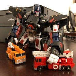 Magic Square MS-B02 Fire Extinguisher Inferno MS02 MS-02 -Action Figures Store b50c8df9c4