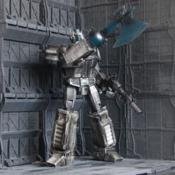 Weijiang WJ MPP10W Oversized Heaven Commander Ultra Magnus Extremely Damaged Version -Action Figures Store e5037f607b