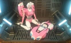 Fanstoys FT-24 Rouge Arcee -Action Figures Store f47793c7bf